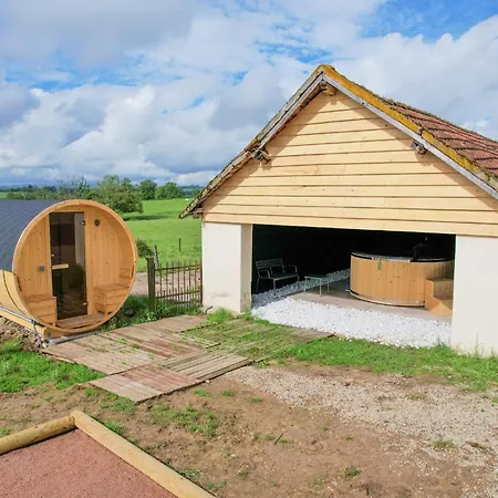 So Chez Pommet 03 - Piscine Chauffee - Basket - Sauna 2h Lyon - 30p *