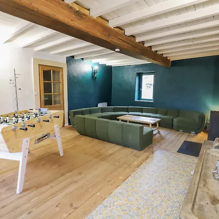 So Chez Pommet 03 - Piscine Chauffee - Basket - Sauna 2h Lyon - 30p