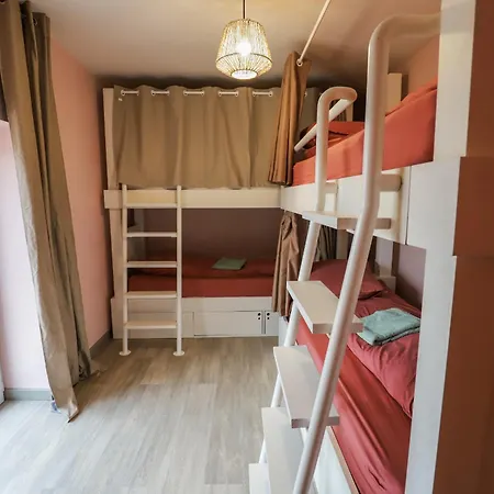 So Chez Pommet 03 - Piscine Chauffee - Basket - Sauna 2h Lyon - 30p וילה